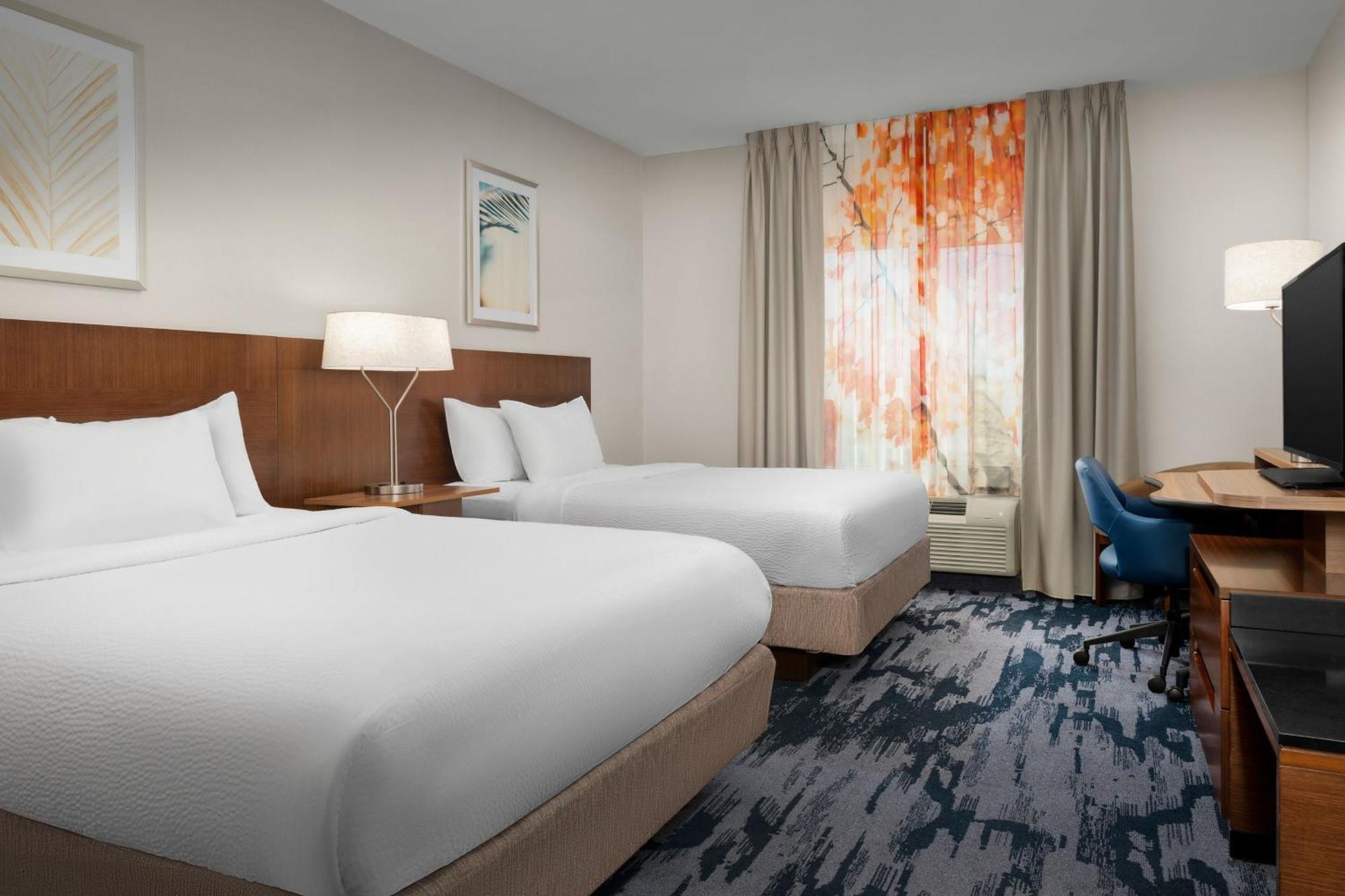 Fairfield Inn & Suites By Marriott Panama City Beach Upper Grand Lagoon Exterior photo